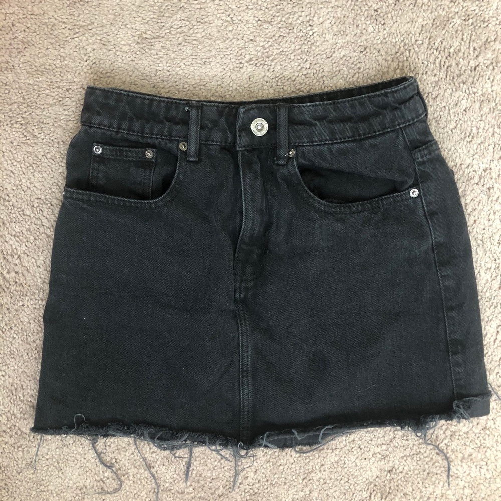 Zara Black Denim Skirt